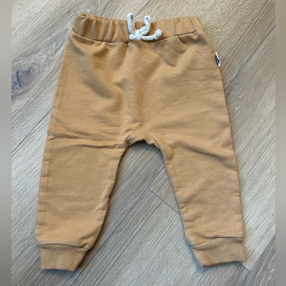 Rabbit & Bear 6-9 month outfit - Picture 4 of 5